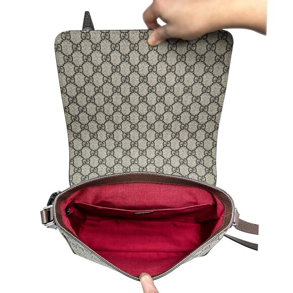Gucci 658542 GG Supreme Messenger Bag - Picture 6 of 12
